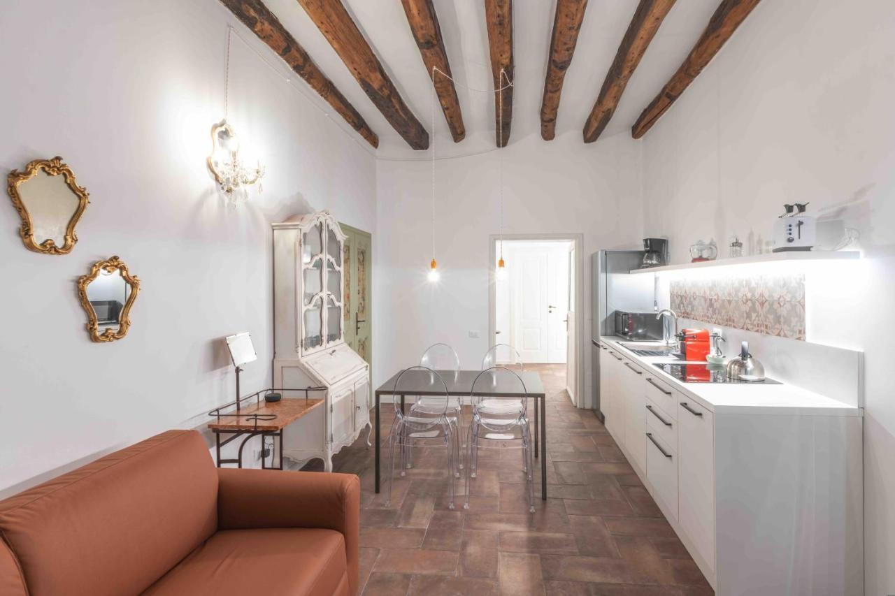 Calderai 82 Suites 1 E 2 Παλέρμο Εξωτερικό φωτογραφία